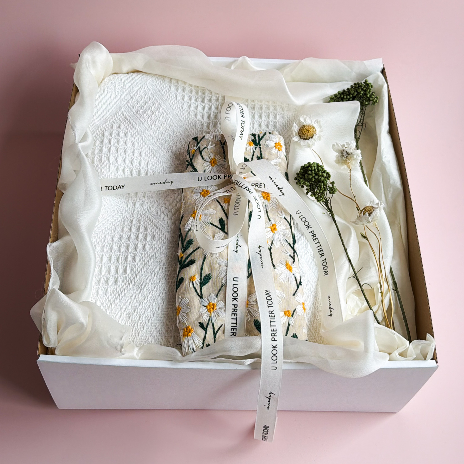 <span style="font-weight: bold;">"Ромашки"</span><br>