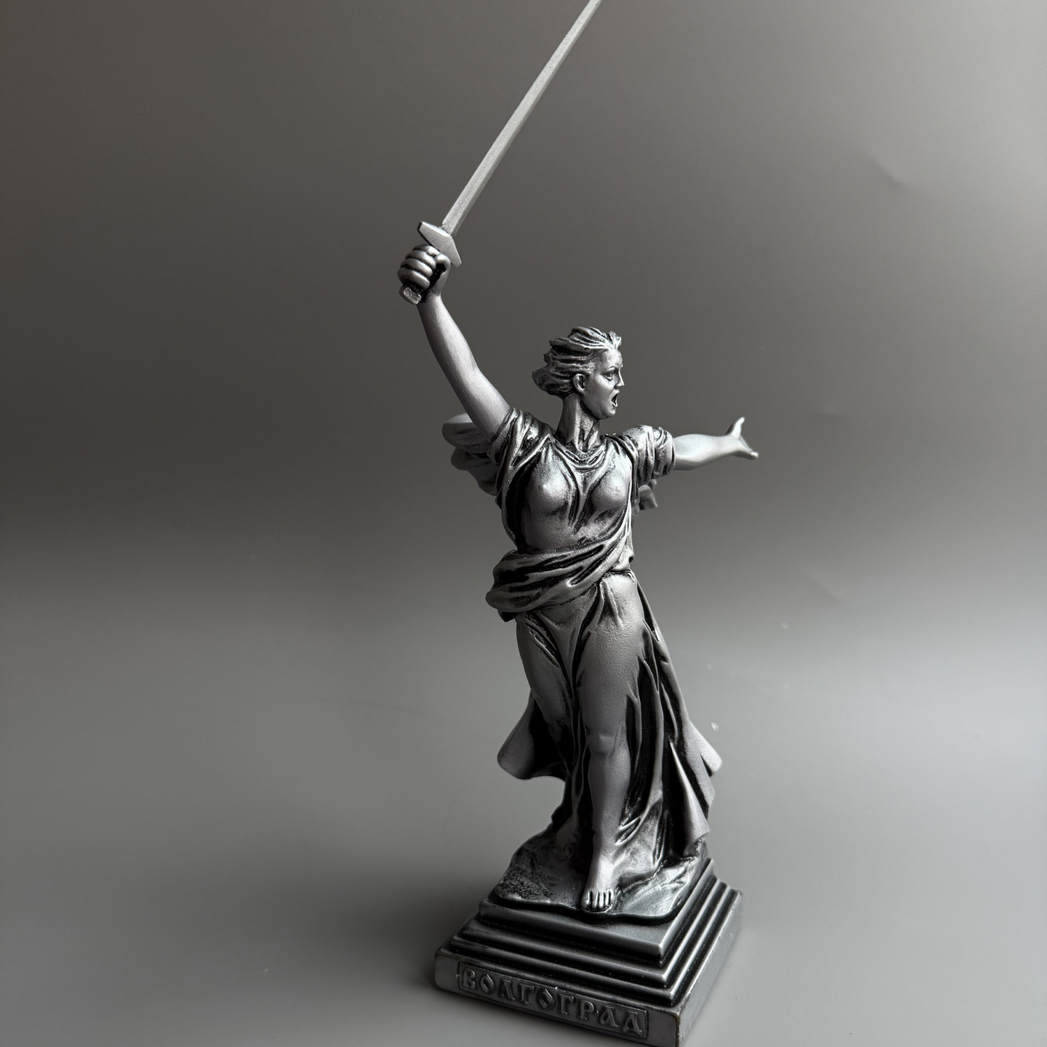 Статуэтка "Родина-мать"&nbsp;